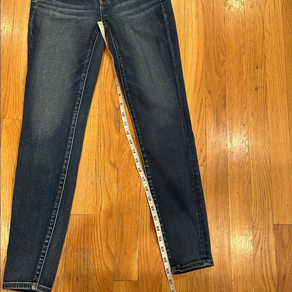 American Eagle Outfitters Women's Deep Indigo Skinny Jeans size 2 Short - Picture 10 of 13
